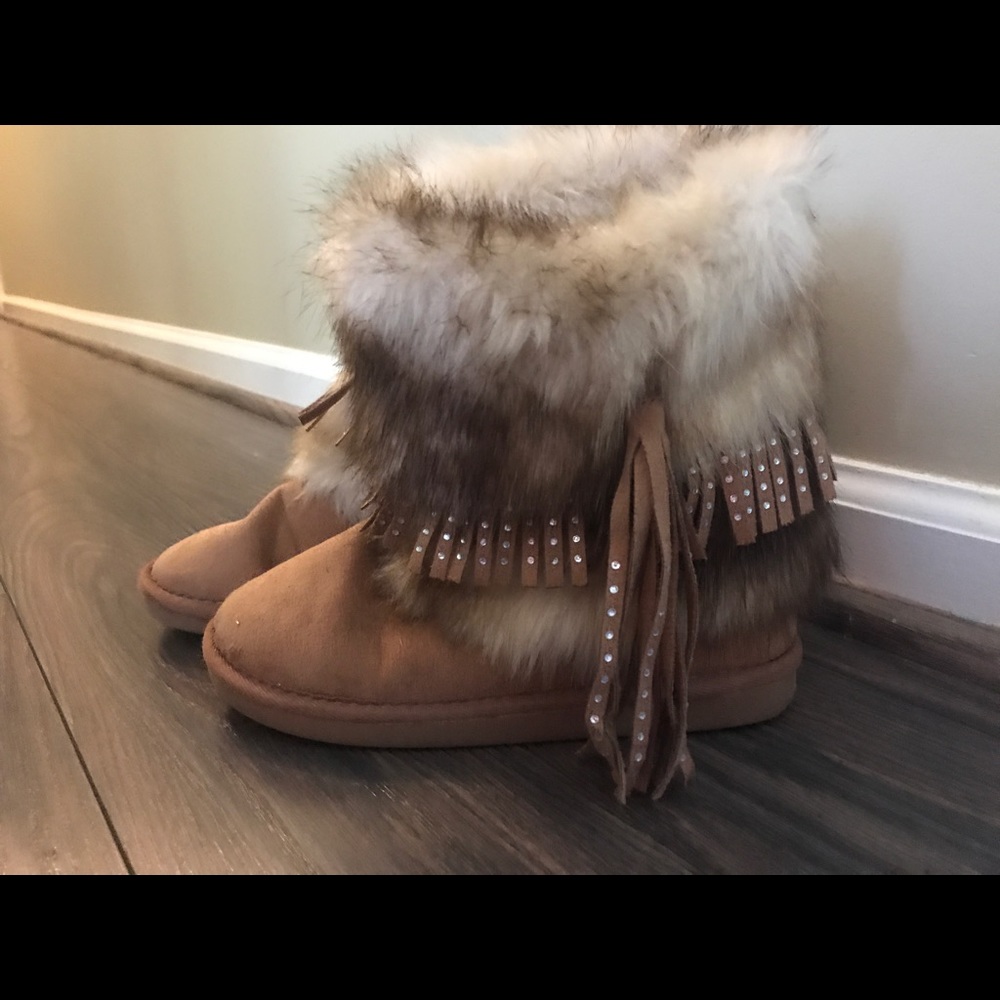 Justice fringe boots